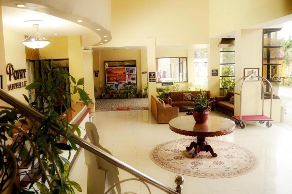 Sunny Point Hotel Davao Exterior foto